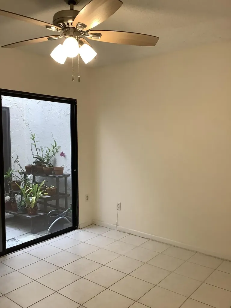 458 SW 29th Avenue Delray Beach FL 33445