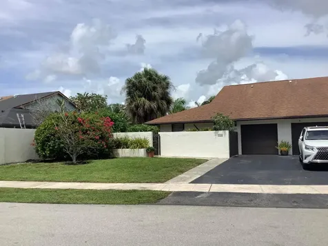 458 SW 29th Avenue Delray Beach FL 33445