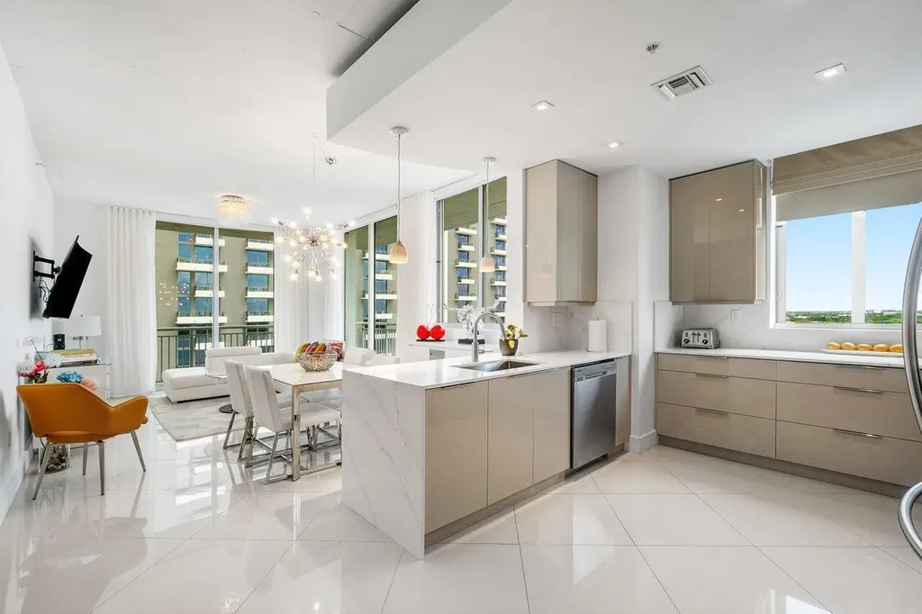 300 S Australian Avenue West Palm Beach FL 33401
