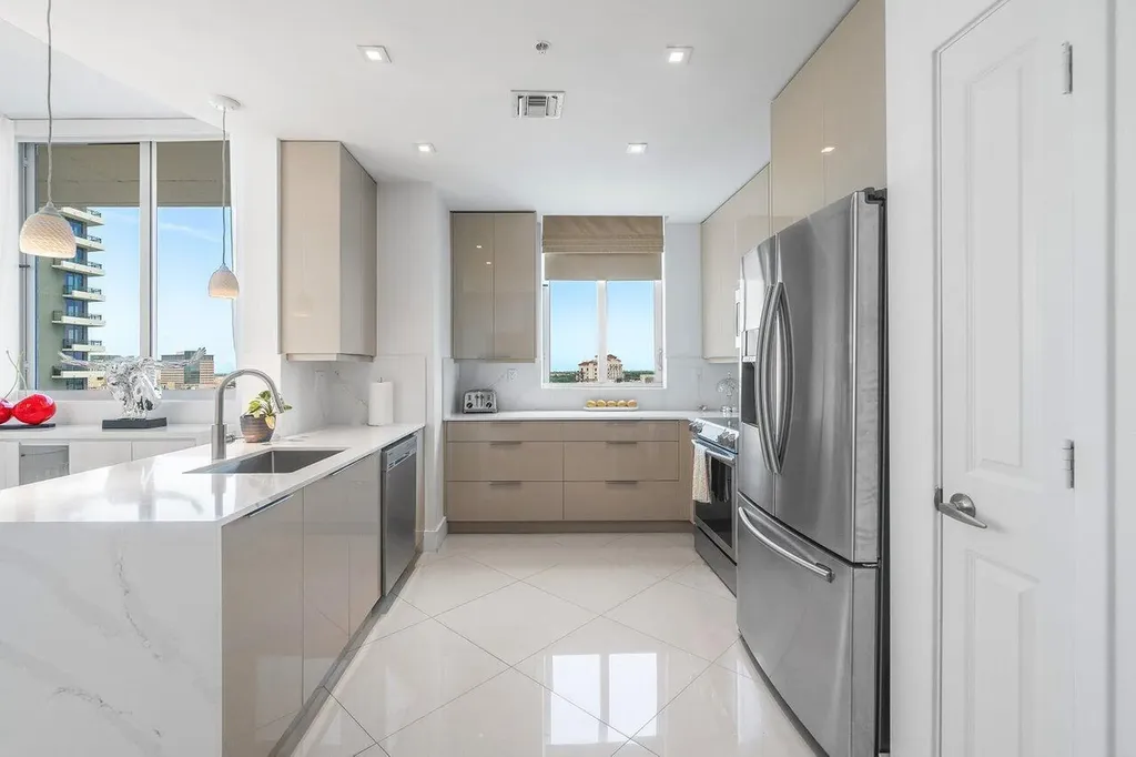 300 S Australian Avenue West Palm Beach FL 33401