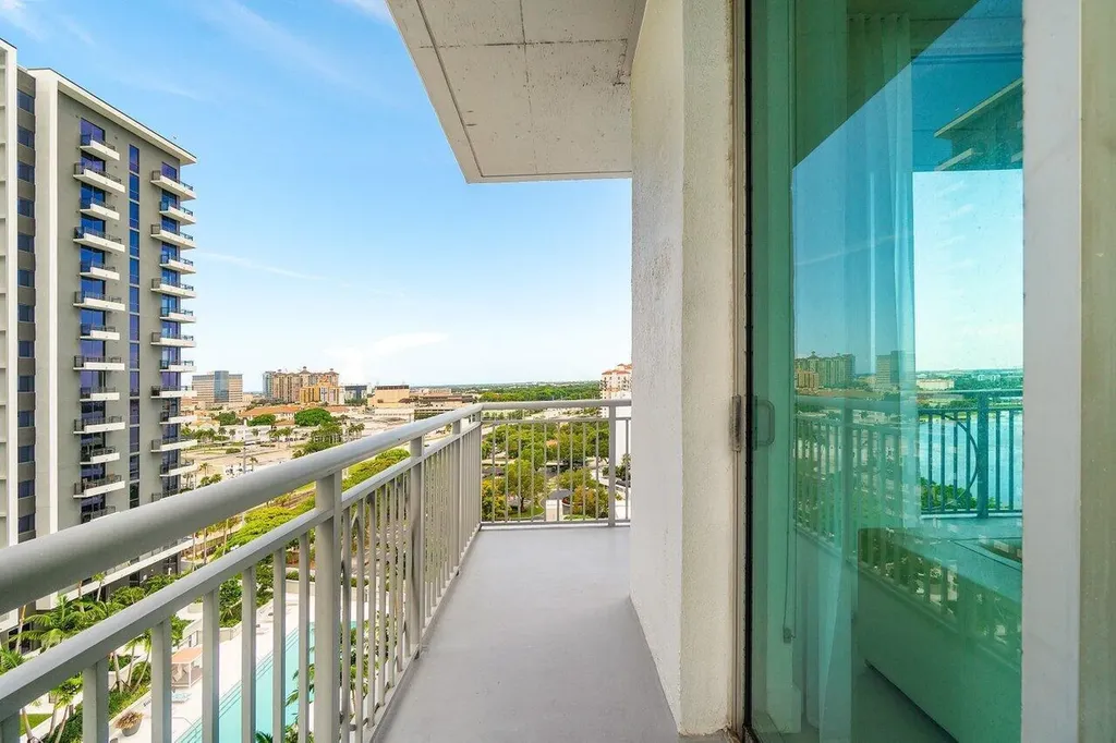 300 S Australian Avenue West Palm Beach FL 33401