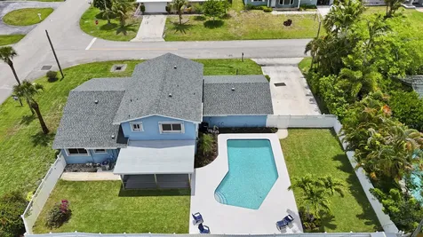 3905 Flag Drive Palm Beach Gardens FL 33410