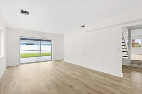 3905 Flag Drive Palm Beach Gardens FL 33410