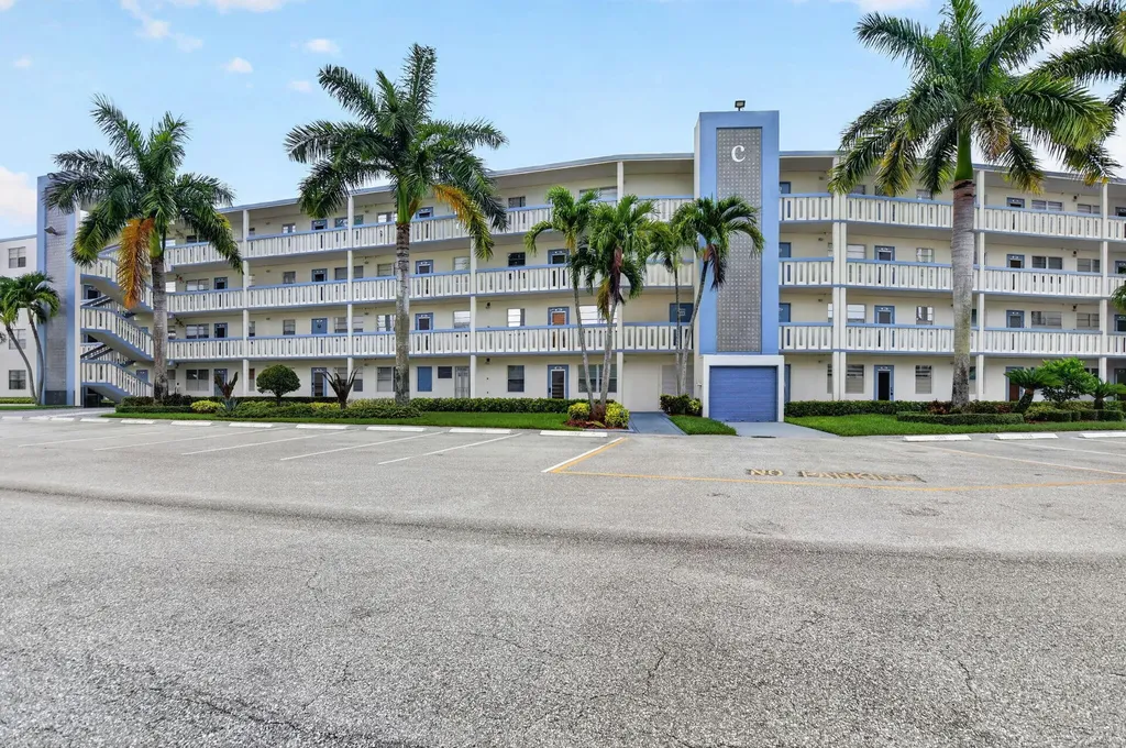 3057 Yarmouth C Boca Raton FL 33434