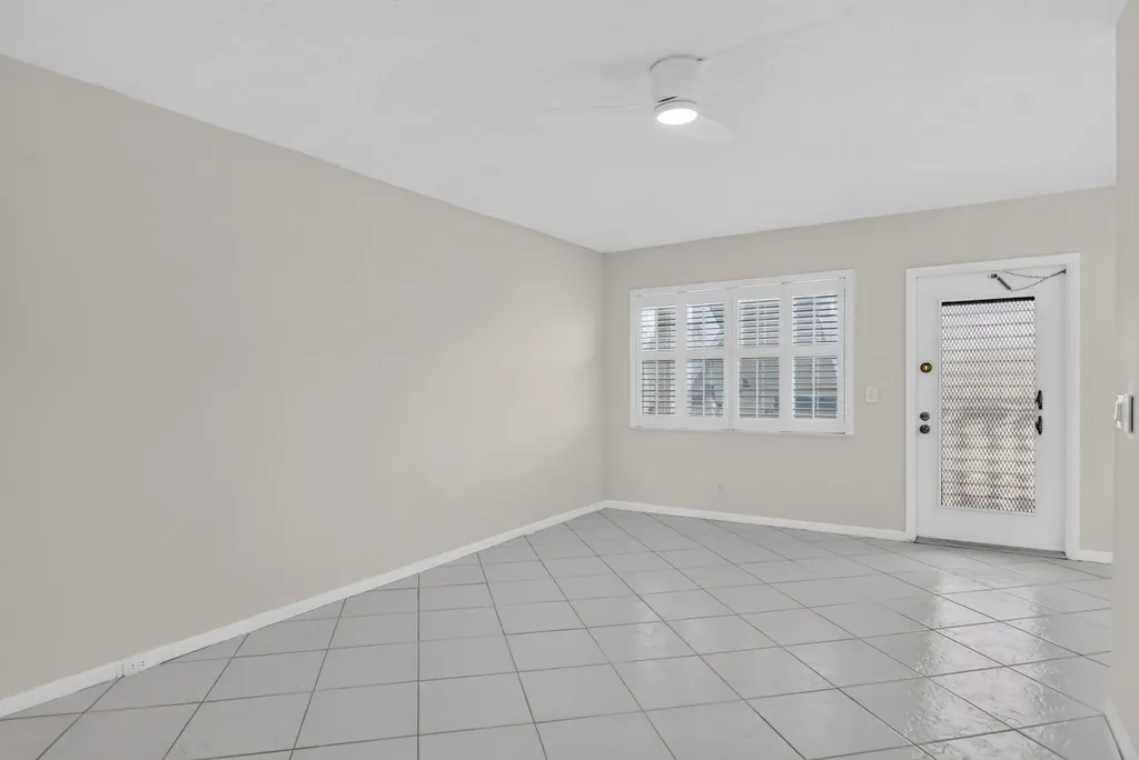 3057 Yarmouth C Boca Raton FL 33434