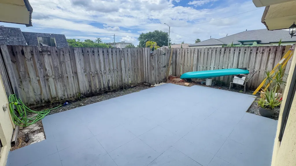 407 Arabian Road Palm Springs FL 33461