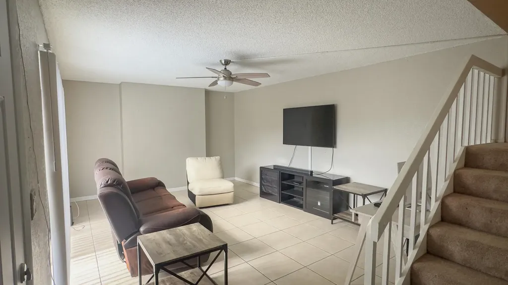 407 Arabian Road Palm Springs FL 33461