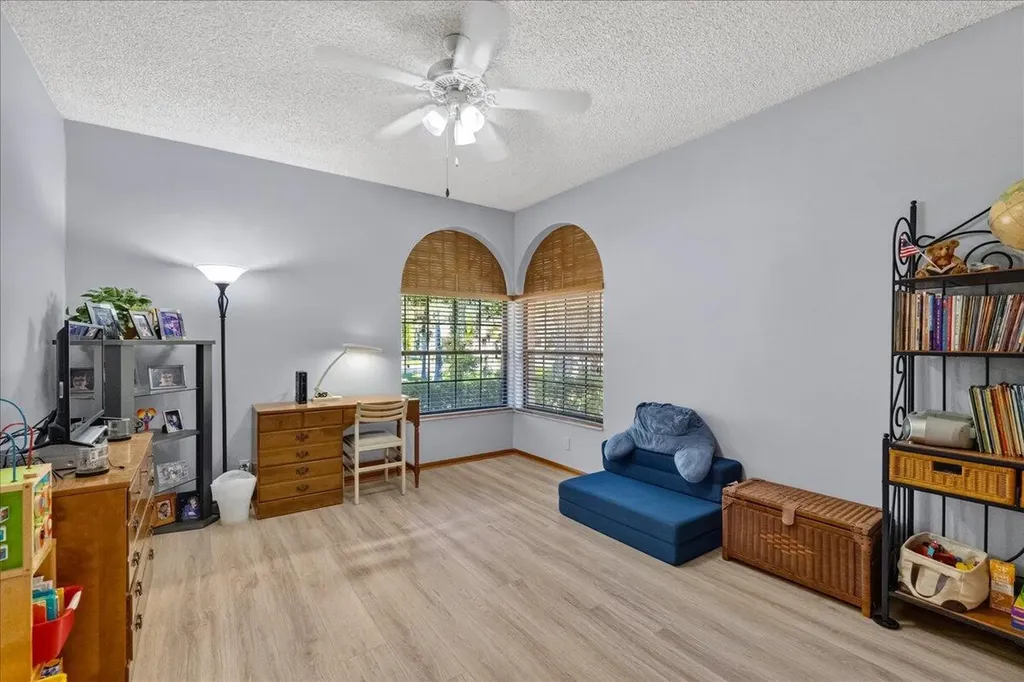 5044 NW 81st Avenue Coral Springs FL 33067