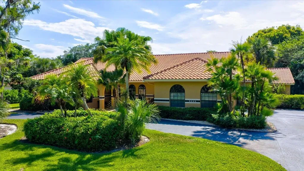 5044 NW 81st Avenue Coral Springs FL 33067