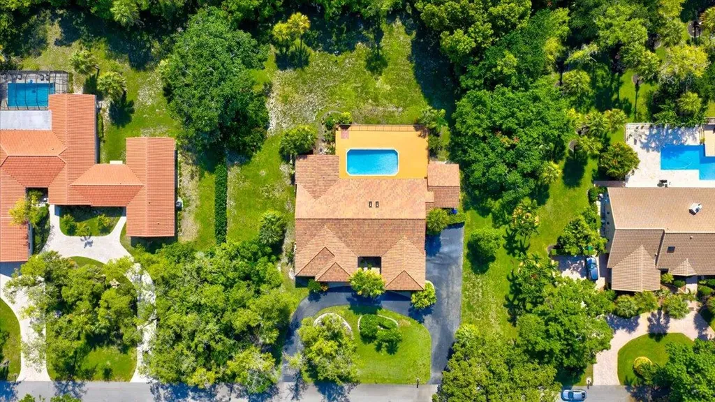 5044 NW 81st Avenue Coral Springs FL 33067
