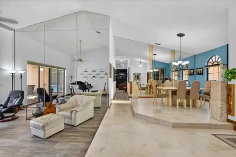 5044 NW 81st Avenue Coral Springs FL 33067