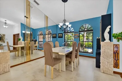 5044 NW 81st Avenue Coral Springs FL 33067