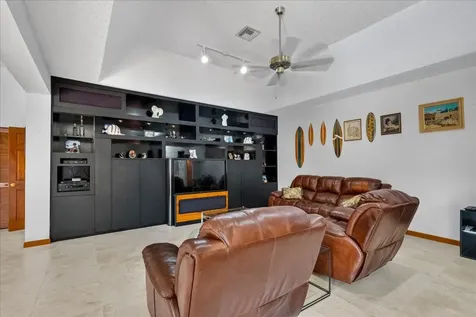 5044 NW 81st Avenue Coral Springs FL 33067