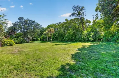 5044 NW 81st Avenue Coral Springs FL 33067