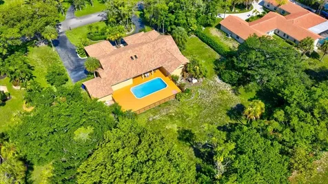 5044 NW 81st Avenue Coral Springs FL 33067