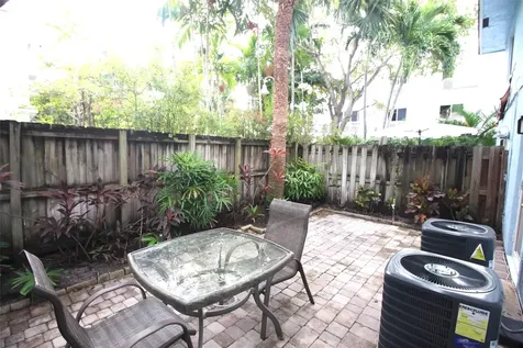 820 NE 28th Street Wilton Manors FL 33334