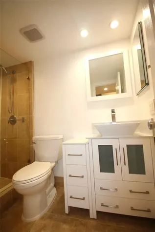 820 NE 28th Street Wilton Manors FL 33334