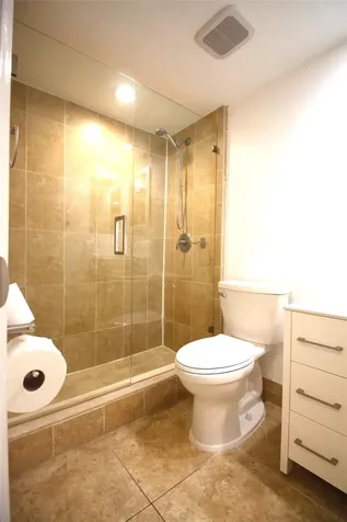 820 NE 28th Street Wilton Manors FL 33334