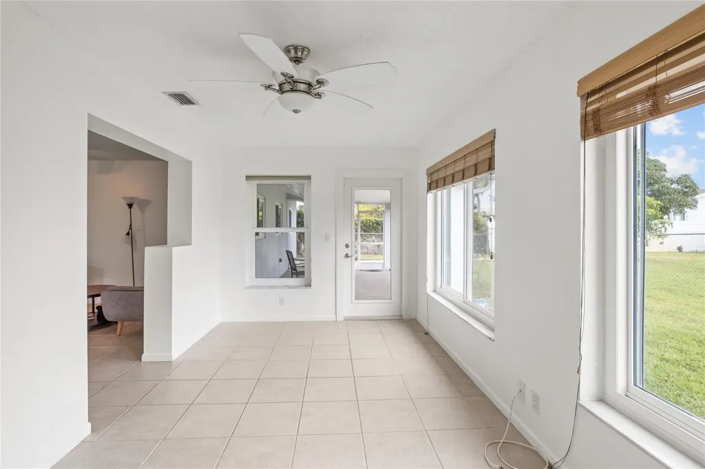 6579 Country Way Delray Beach FL 33484