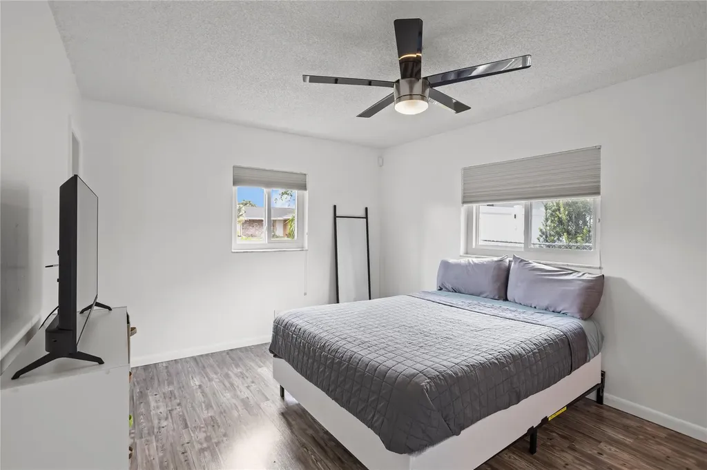 6579 Country Way Delray Beach FL 33484