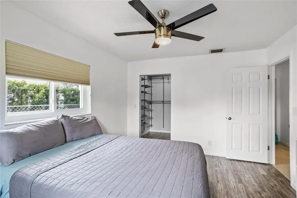 6579 Country Way Delray Beach FL 33484
