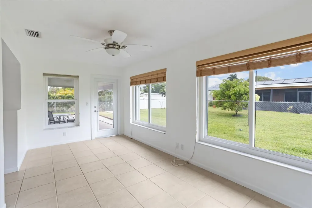6579 Country Way Delray Beach FL 33484