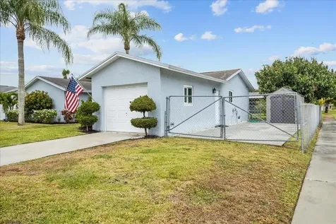 6579 Country Way Delray Beach FL 33484