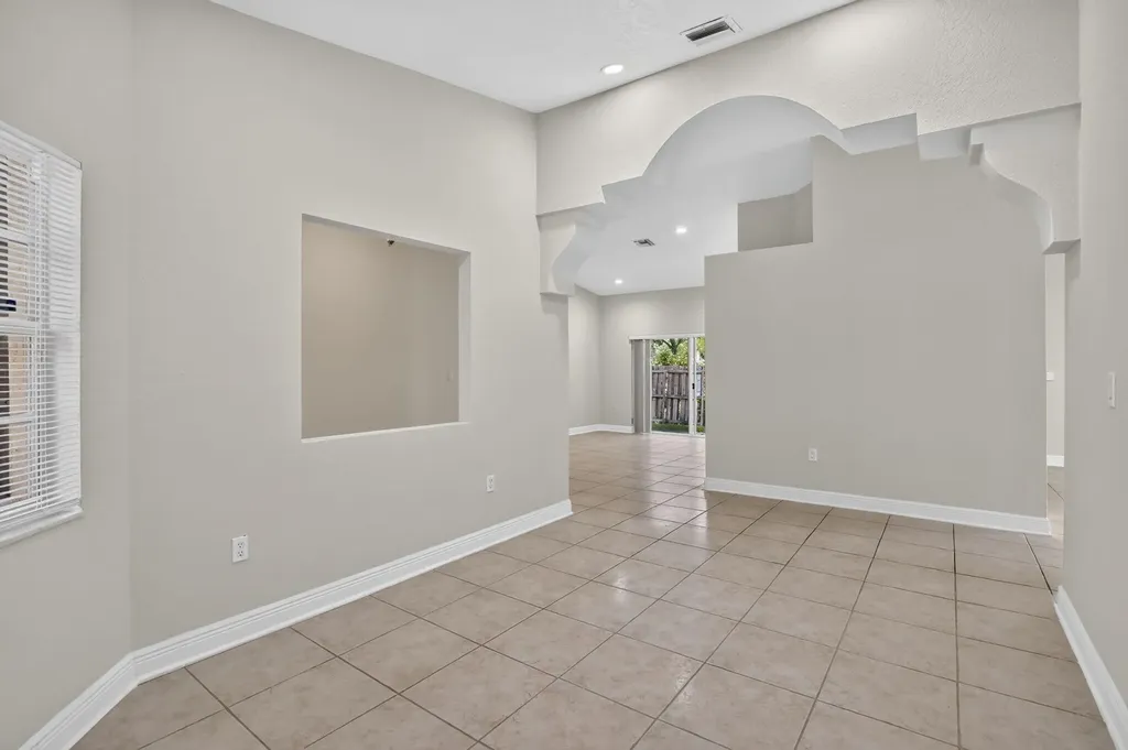 1445 SW 11th Place Fort Lauderdale FL 33312
