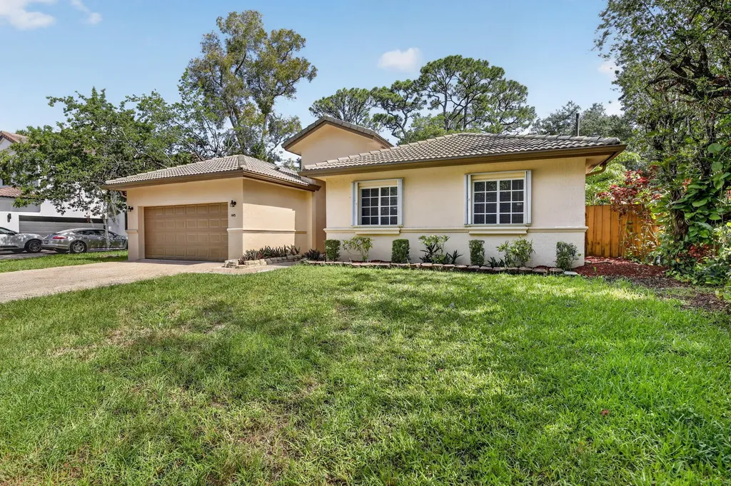 1445 SW 11th Place Fort Lauderdale FL 33312