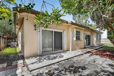 1445 SW 11th Place Fort Lauderdale FL 33312