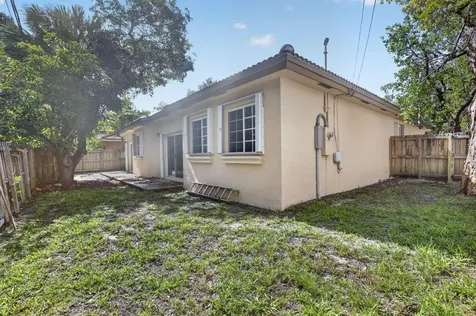 1445 SW 11th Place Fort Lauderdale FL 33312