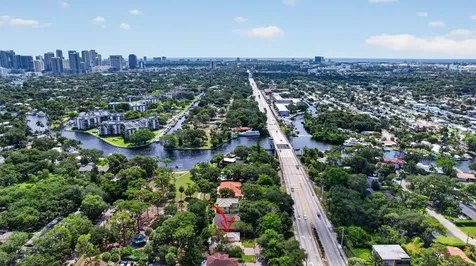 1445 SW 11th Place Fort Lauderdale FL 33312