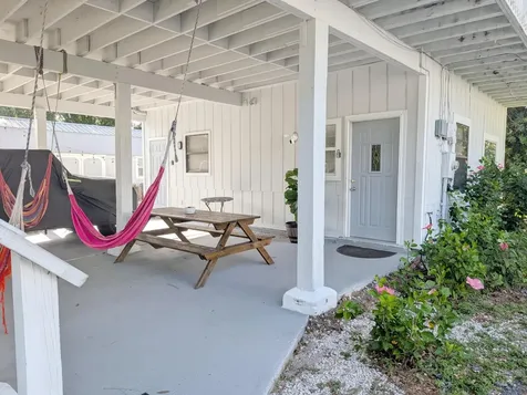 1866 9th Place Vero Beach FL 32960