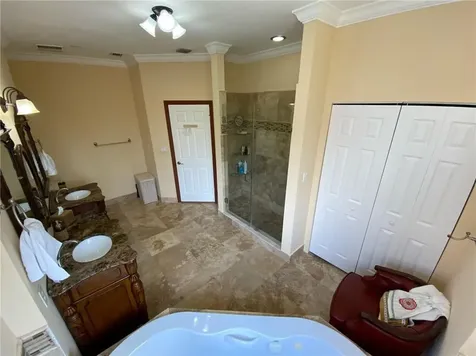 10747 NW 70th Terrace Doral FL 33178