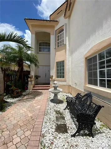 10747 NW 70th Terrace Doral FL 33178