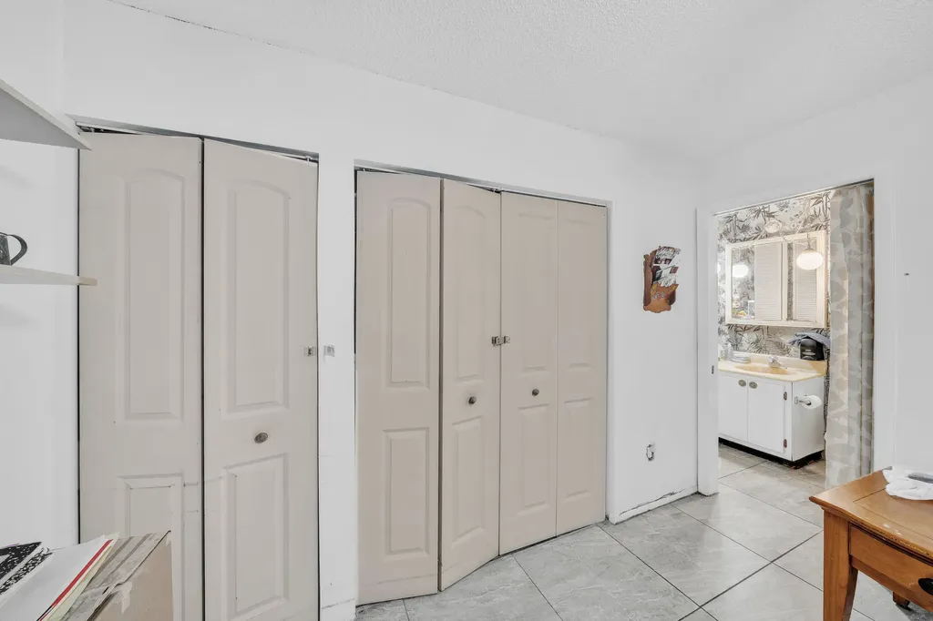 5775 W Fernley Drive Drive W West Palm Beach FL 33415