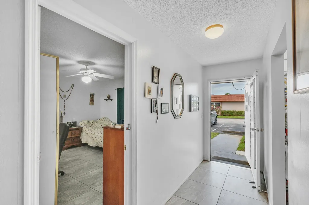 5775 W Fernley Drive Drive W West Palm Beach FL 33415
