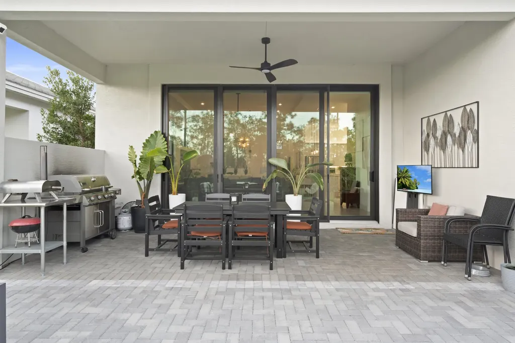 2133 SE Mosaic Boulevard Port St Lucie FL 34984