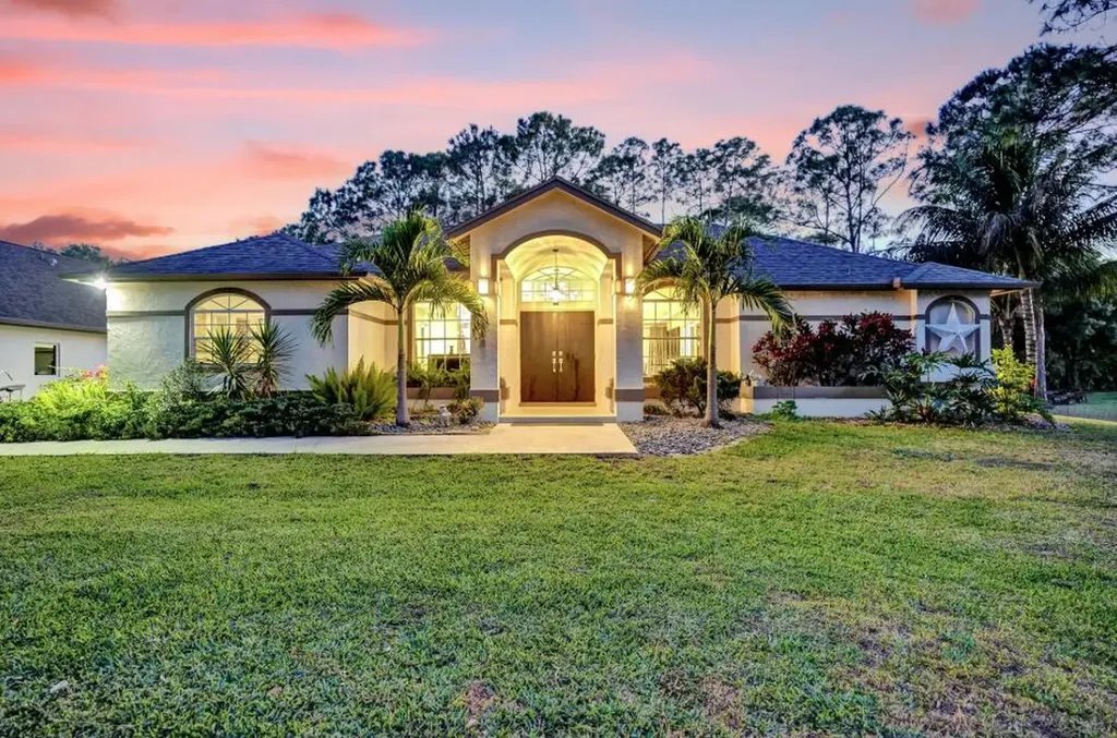 14648 88th Place N The Acreage FL 33470