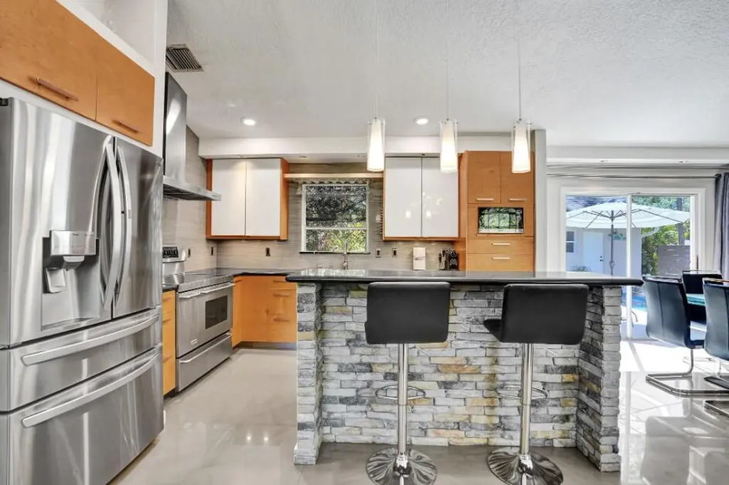 14648 88th Place N The Acreage FL 33470