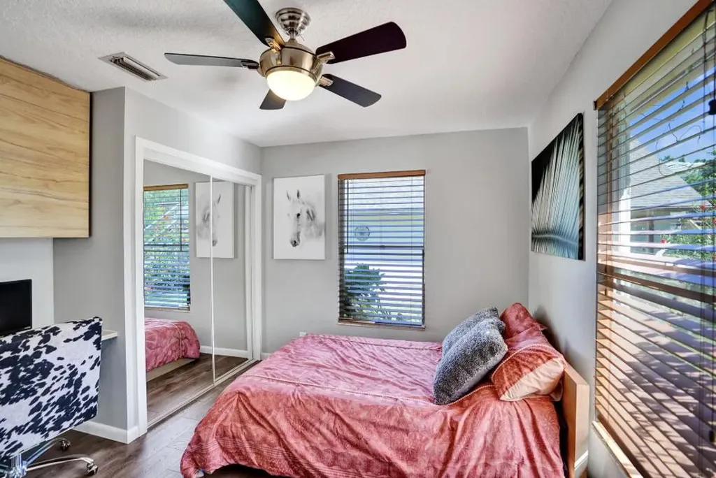 14648 88th Place N The Acreage FL 33470