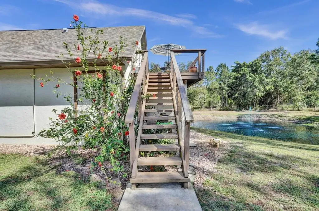 14648 88th Place N The Acreage FL 33470