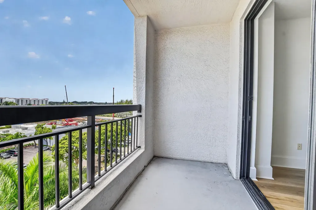 233 S Federal Highway Boca Raton FL 33432