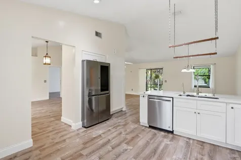 383 SE Whitmore Drive Port St Lucie FL 34984