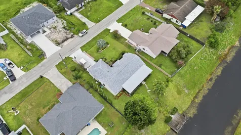 383 SE Whitmore Drive Port St Lucie FL 34984