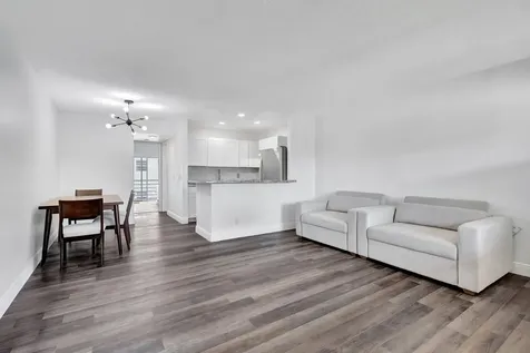 211 Sheffield I West Palm Beach FL 33417