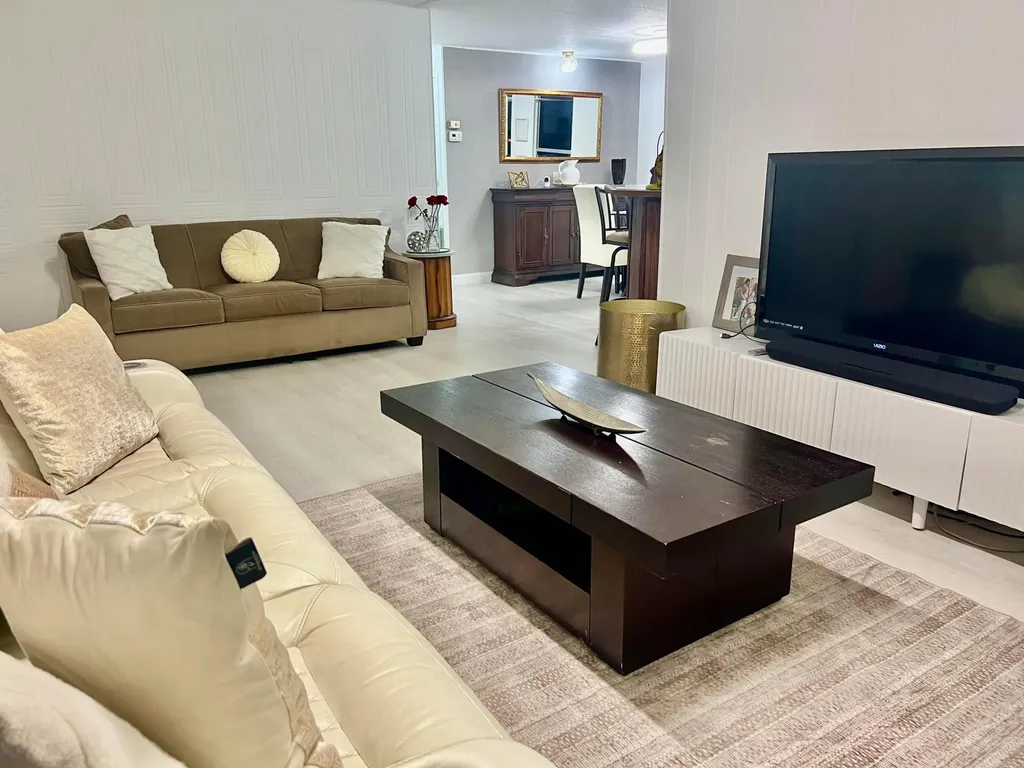 6730 NW 45th Terrace Coconut Creek FL 33073