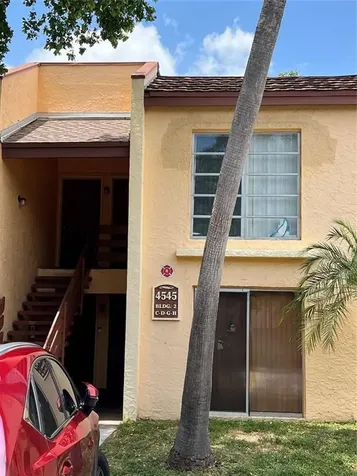 4545 Treehouse Lane Tamarac FL 33319