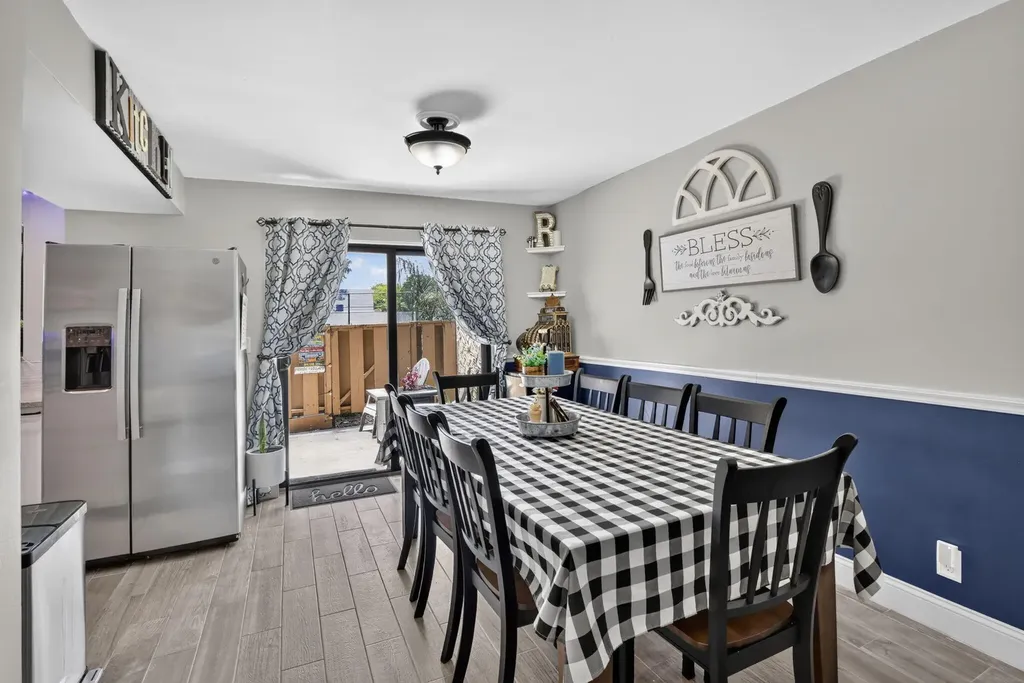124 Wimbledon Lake Drive Plantation FL 33324