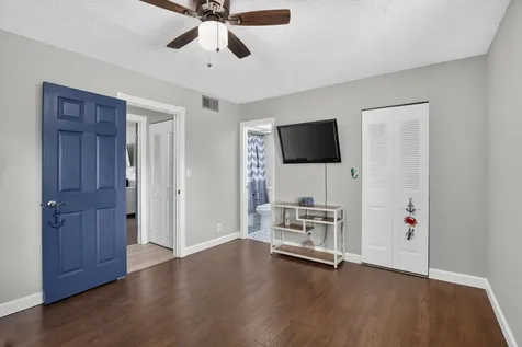 124 Wimbledon Lake Drive Plantation FL 33324